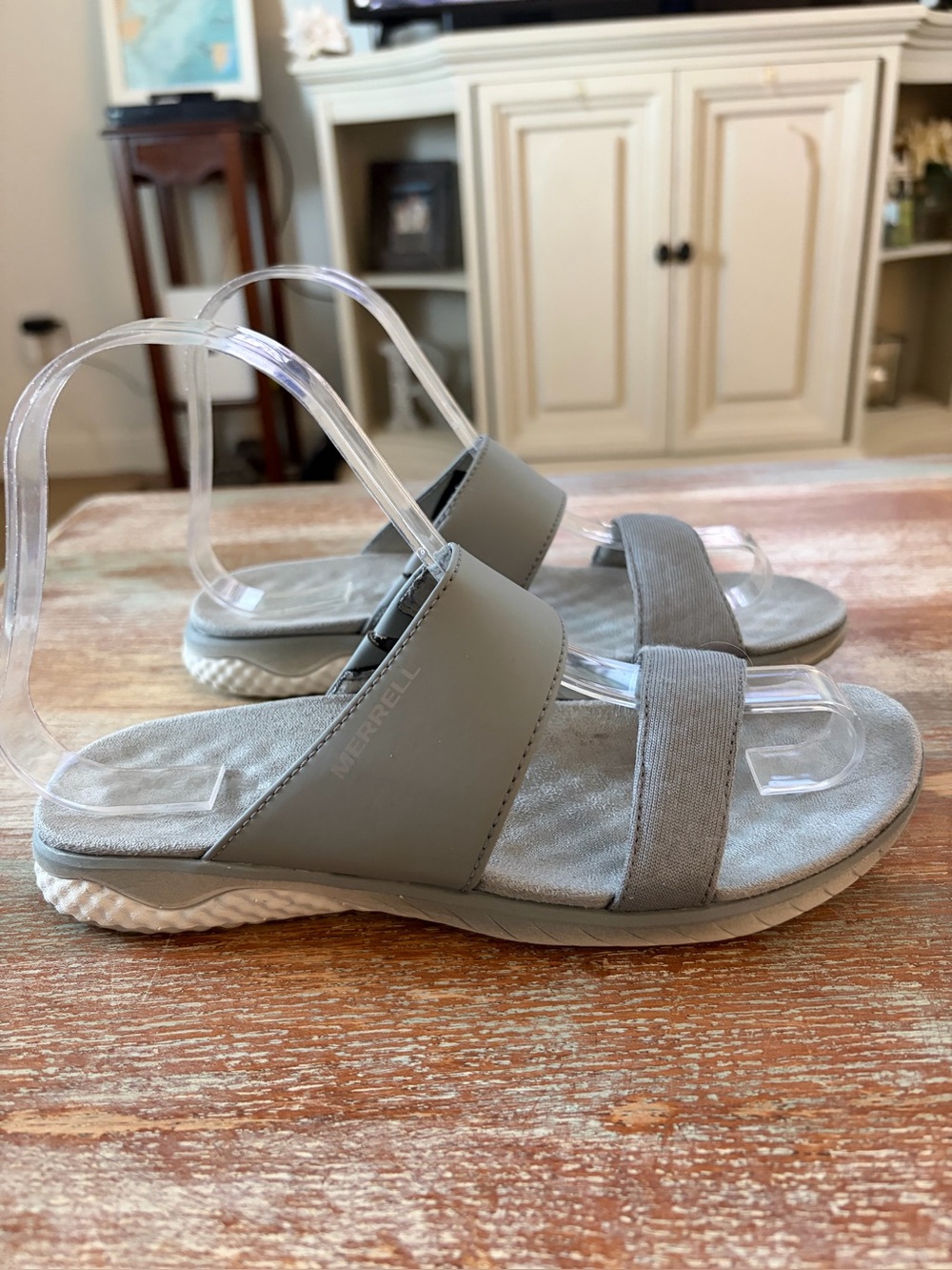 Merrell Womenβs Gray Slides Double Strap Sandals Cushioned Womenβs Size 5M